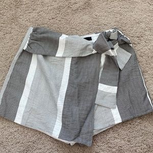 Adieu White and Grey Striped Tie-Front Skort
